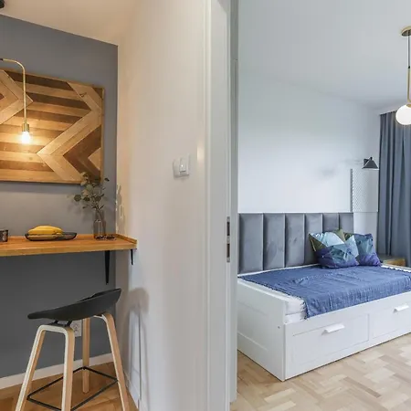 Duzy Nowy Apartament Uma 6 Pokoi Z Widokiem Na Stadion - Gt Lejlighed Gdańsk