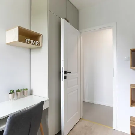 Duzy Nowy Apartament Uma 6 Pokoi Z Widokiem Na Stadion - Gt * Gdańsk